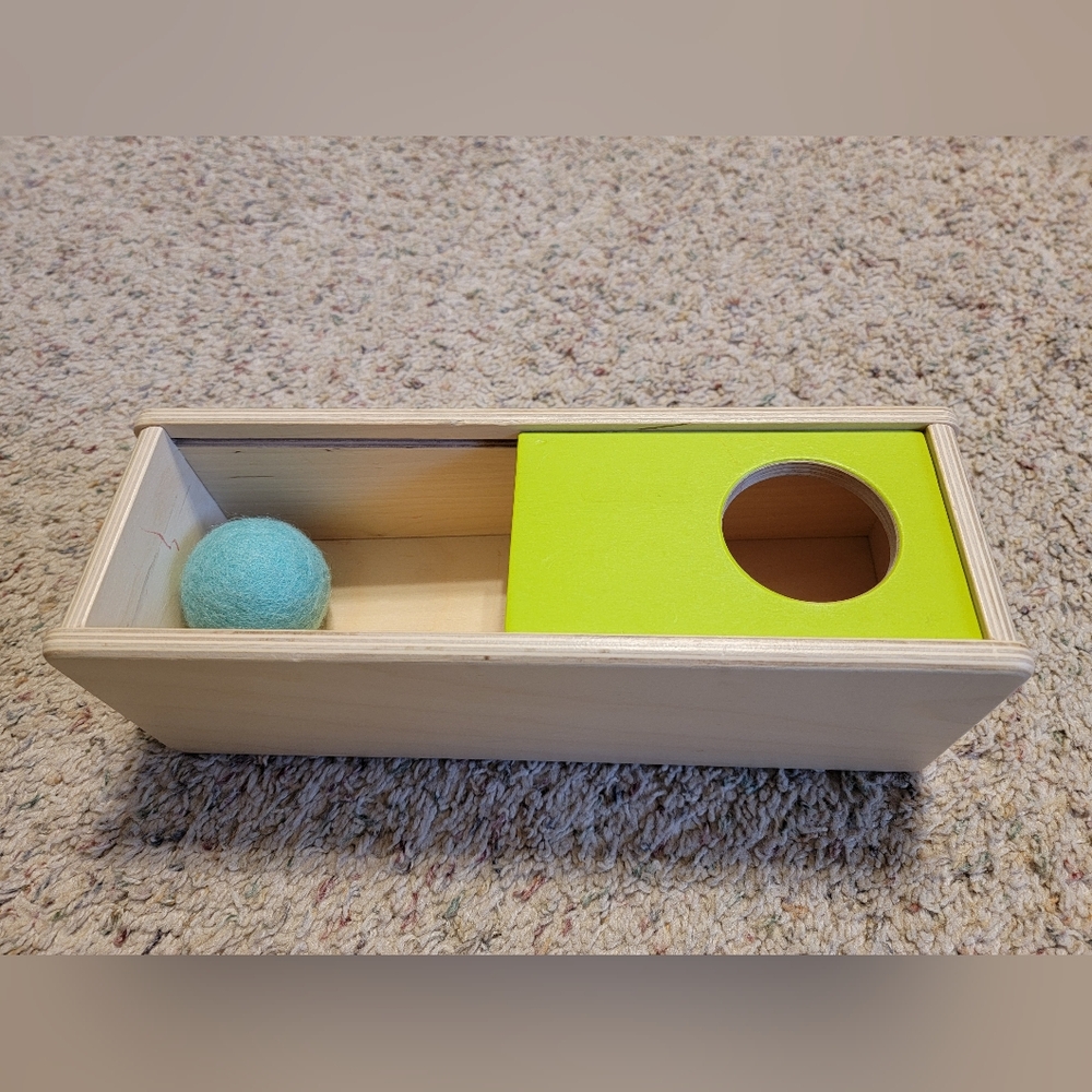 Lovevery Sliding Top Box